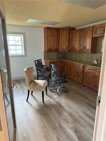 4015 Canton Road, Marietta, GA 30066
