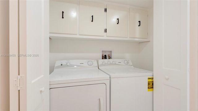 933 NE 24th Avenue 169, Hallandale Beach, FL 33009