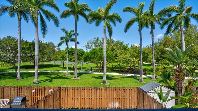 933 NE 24th Avenue 169, Hallandale Beach, FL 33009