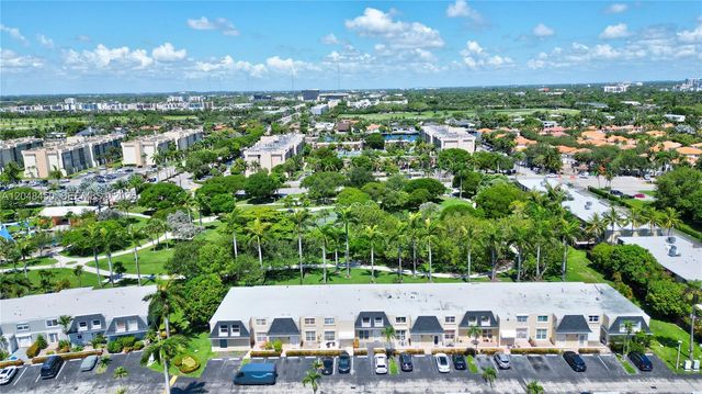 933 NE 24th Avenue 169, Hallandale Beach, FL 33009