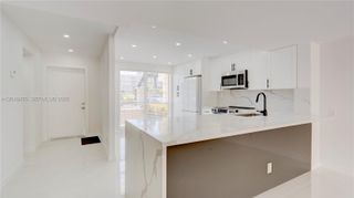 933 NE 24th Avenue 169, Hallandale Beach, FL 33009