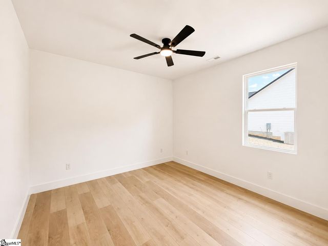 500 Skyline Drive, Campobello, SC 29322