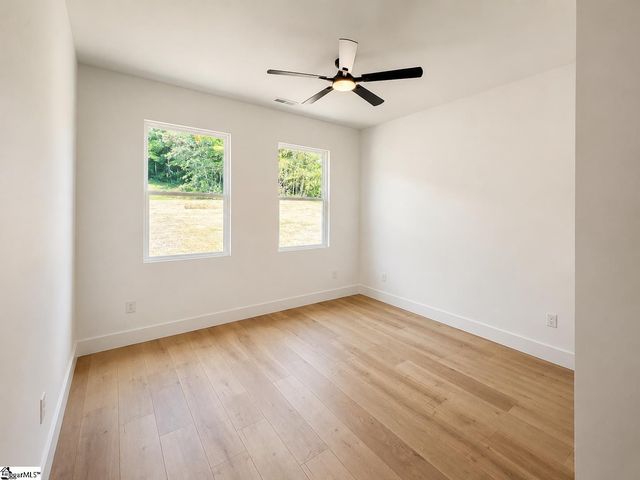 500 Skyline Drive, Campobello, SC 29322