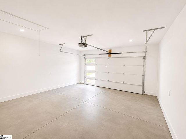 500 Skyline Drive, Campobello, SC 29322