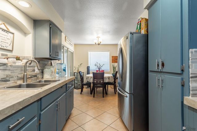 614 W Cactus St, Somerton, AZ 85350