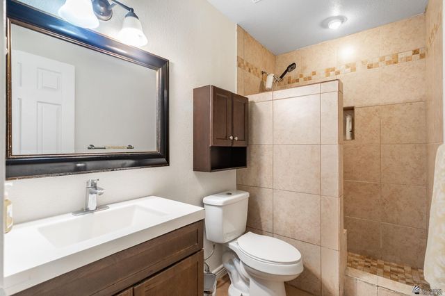 614 W Cactus St, Somerton, AZ 85350