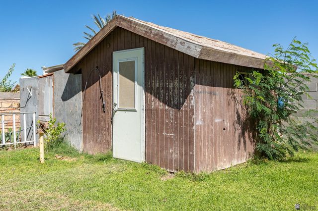 614 W Cactus St, Somerton, AZ 85350