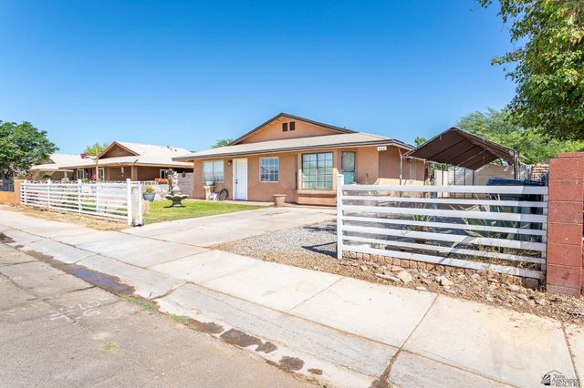 614 W Cactus St, Somerton, AZ 85350
