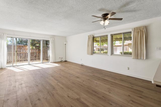 6123 Via Casitas, Carmichael, CA 95608