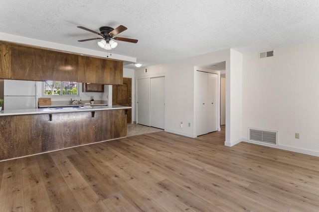 6123 Via Casitas, Carmichael, CA 95608