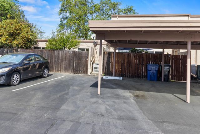 6123 Via Casitas, Carmichael, CA 95608