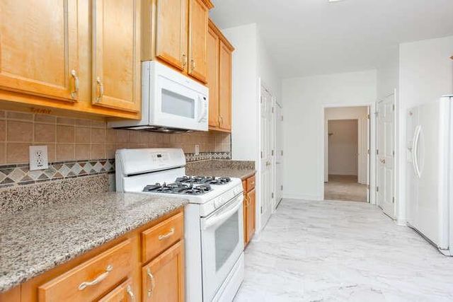 3402 Raes Creek Road SW 27, Marietta, GA 30008