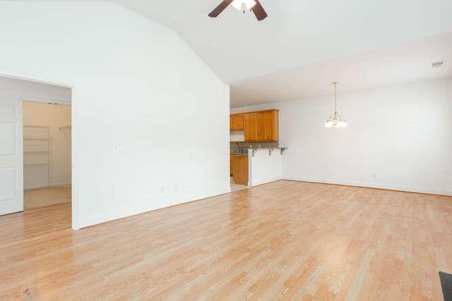 3402 Raes Creek Road SW 27, Marietta, GA 30008