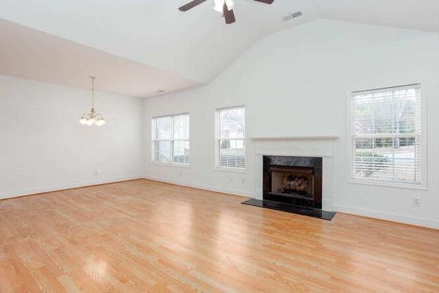 3402 Raes Creek Road SW 27, Marietta, GA 30008