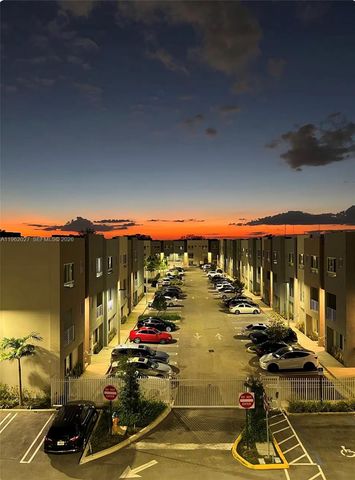 19380 NE 26th Ave 205, Miami, FL 33180