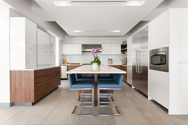 2220 PARK BOULEVARD, San Juan, PR 00913
