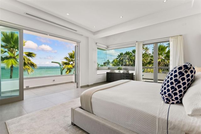 2220 PARK BOULEVARD, San Juan, PR 00913
