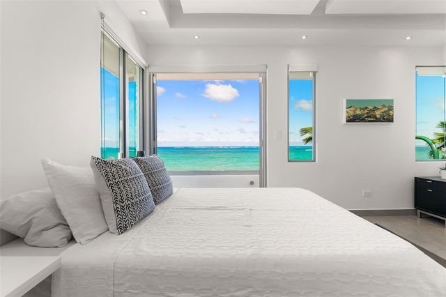 2220 PARK BOULEVARD, San Juan, PR 00913