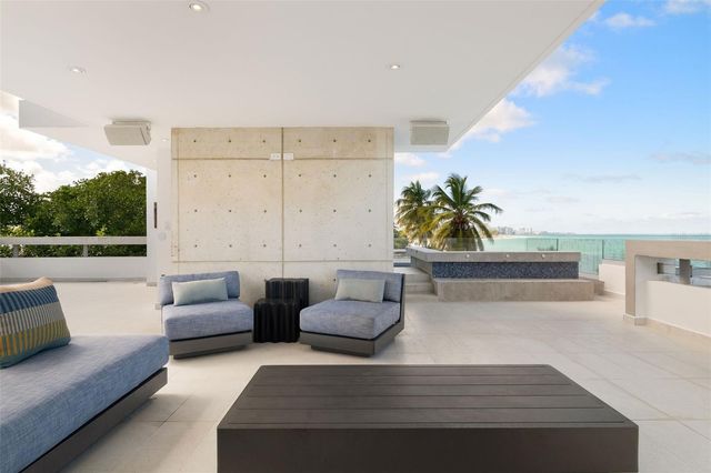 2220 PARK BOULEVARD, San Juan, PR 00913