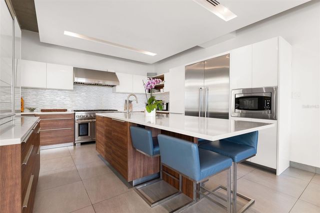 2220 PARK BOULEVARD, San Juan, PR 00913