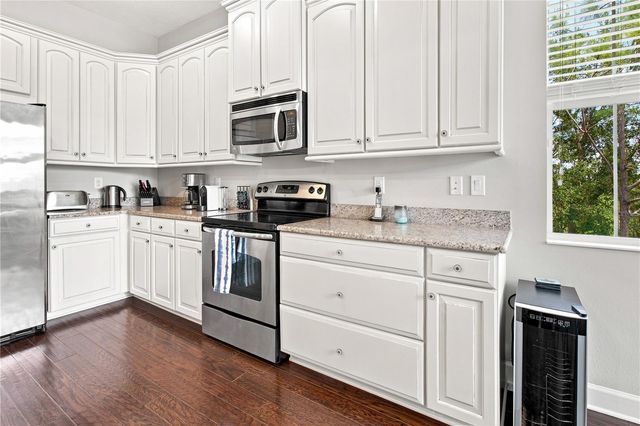 311 SAPPHIRE LAKE DRIVE 202, Bradenton, FL 34209