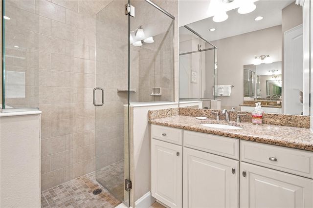 311 SAPPHIRE LAKE DRIVE 202, Bradenton, FL 34209