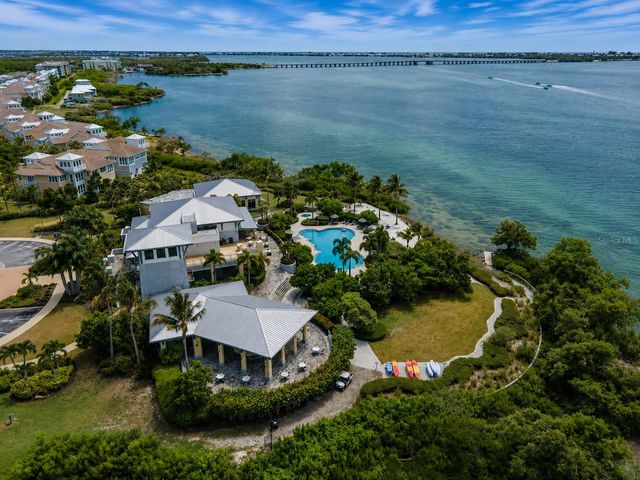 311 SAPPHIRE LAKE DRIVE 202, Bradenton, FL 34209