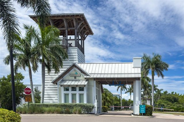 311 SAPPHIRE LAKE DRIVE 202, Bradenton, FL 34209