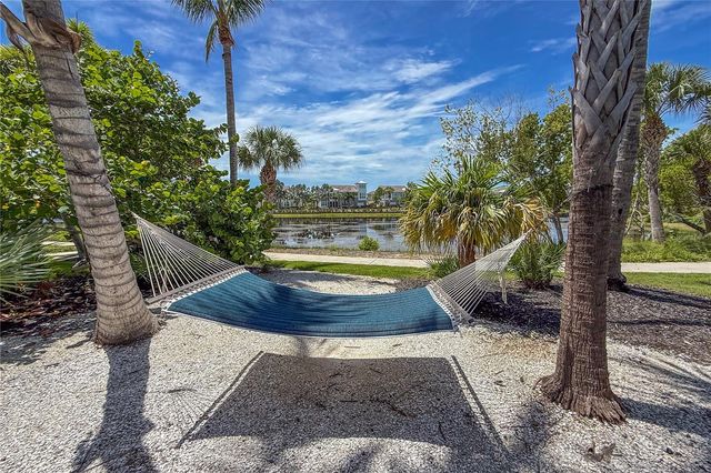 311 SAPPHIRE LAKE DRIVE 202, Bradenton, FL 34209