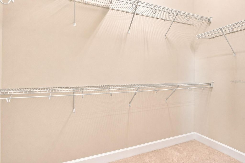 Image 46 of property listing at 311 SAPPHIRE LAKE DRIVE 202, Bradenton, FL 34209