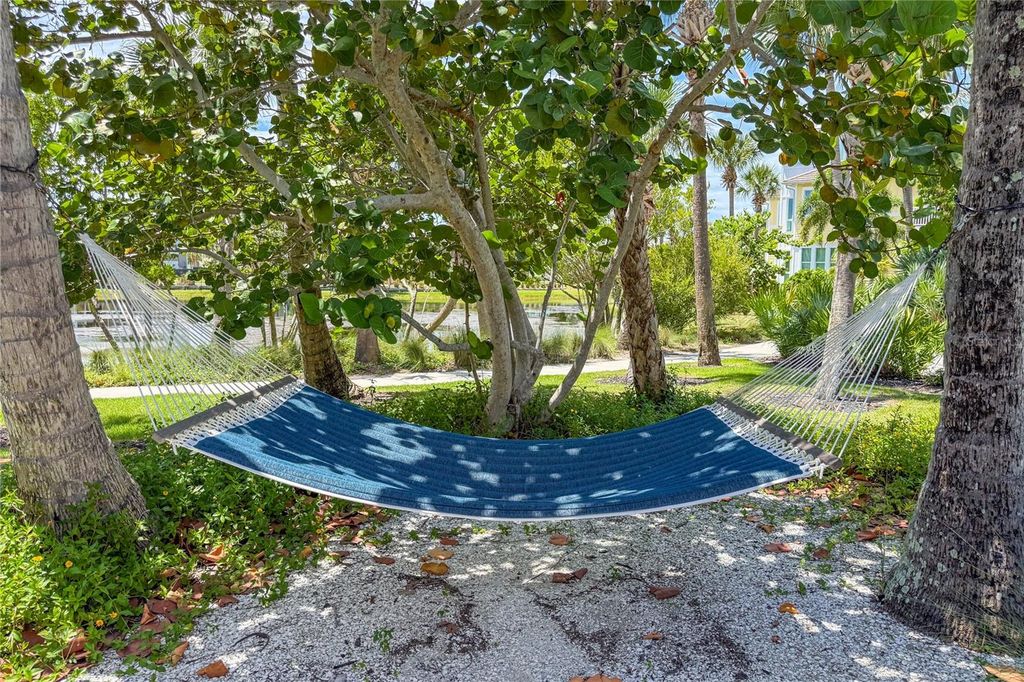 Image 82 of property listing at 311 SAPPHIRE LAKE DRIVE 202, Bradenton, FL 34209