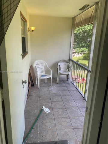1550 NE 191st St 309, Miami, FL 33179