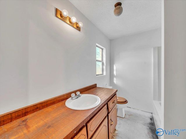 417 County Road 407, Sylvania, AL 35988