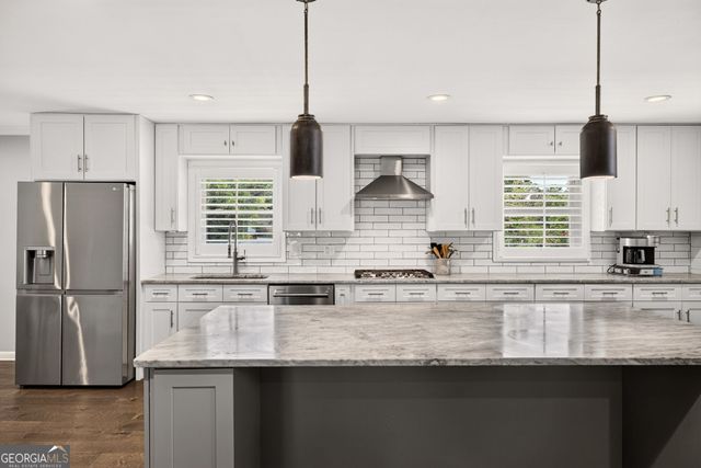 47 Rhodes Drive, Marietta, GA 30068