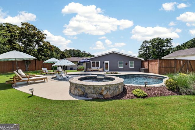 47 Rhodes Drive, Marietta, GA 30068