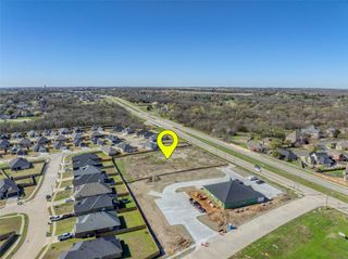 931 N Heritage Parkway, Sherman, TX 75092