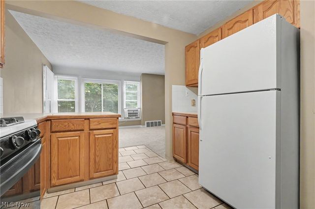 1761 Marks Avenue, Akron, OH 44305