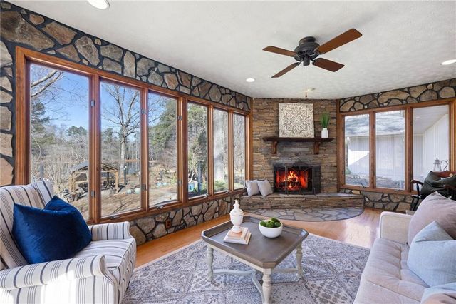 8277 Buchanan Highway, Dallas, GA 30157