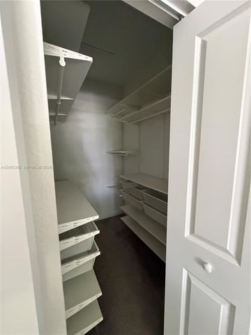 2739 SE 17th Street, Homestead, FL 33035