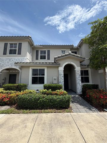 2739 SE 17th Street, Homestead, FL 33035