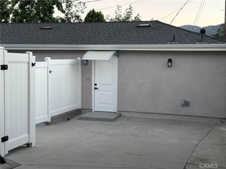 3302 Paraiso Way A, La Crescenta, CA 91214