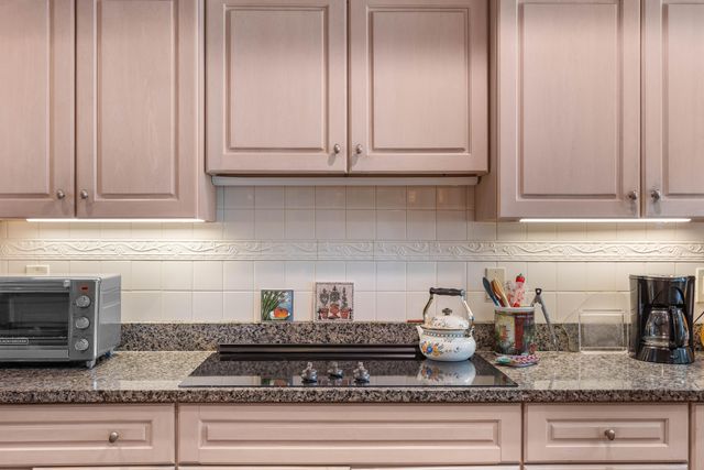 2290 Marsh Hen Drive, Seabrook Island, SC 29455