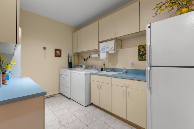 2290 Marsh Hen Drive, Seabrook Island, SC 29455