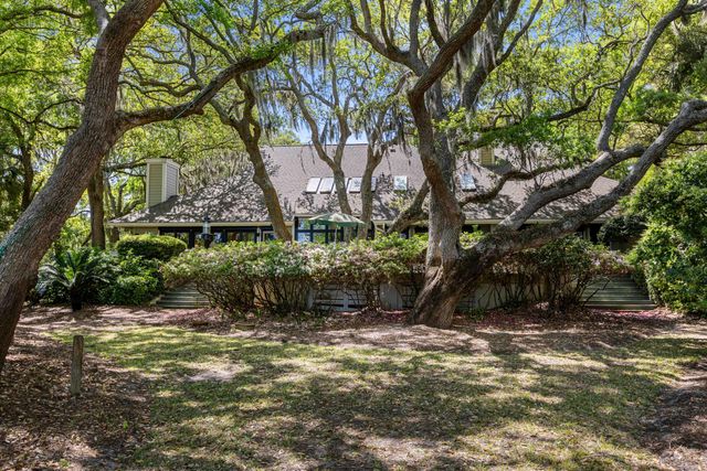 2290 Marsh Hen Drive, Seabrook Island, SC 29455