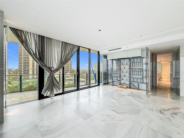 19575 Collins Ave 5, Sunny Isles Beach, FL 33160