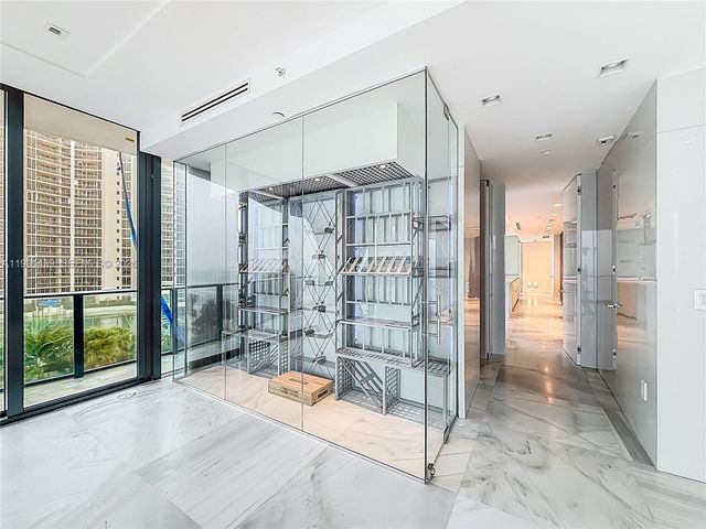 19575 Collins Ave 5, Sunny Isles Beach, FL 33160