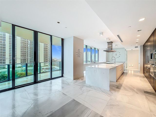 19575 Collins Ave 5, Sunny Isles Beach, FL 33160