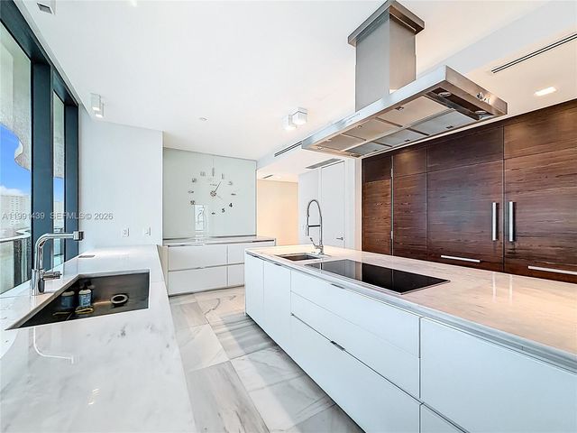 19575 Collins Ave 5, Sunny Isles Beach, FL 33160