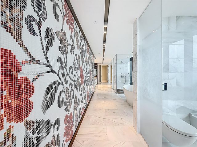19575 Collins Ave 5, Sunny Isles Beach, FL 33160