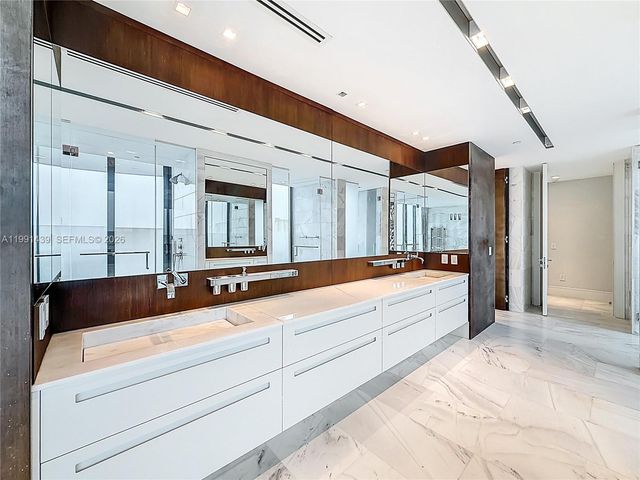 19575 Collins Ave 5, Sunny Isles Beach, FL 33160